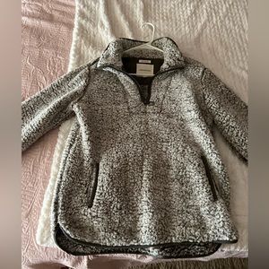 Women’s Small Cozy Sweatshirt